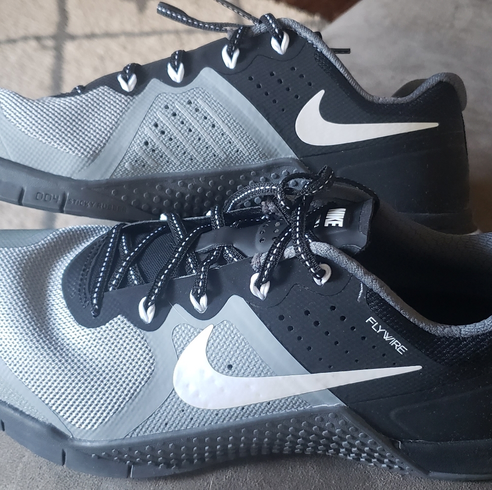 Nike metcons